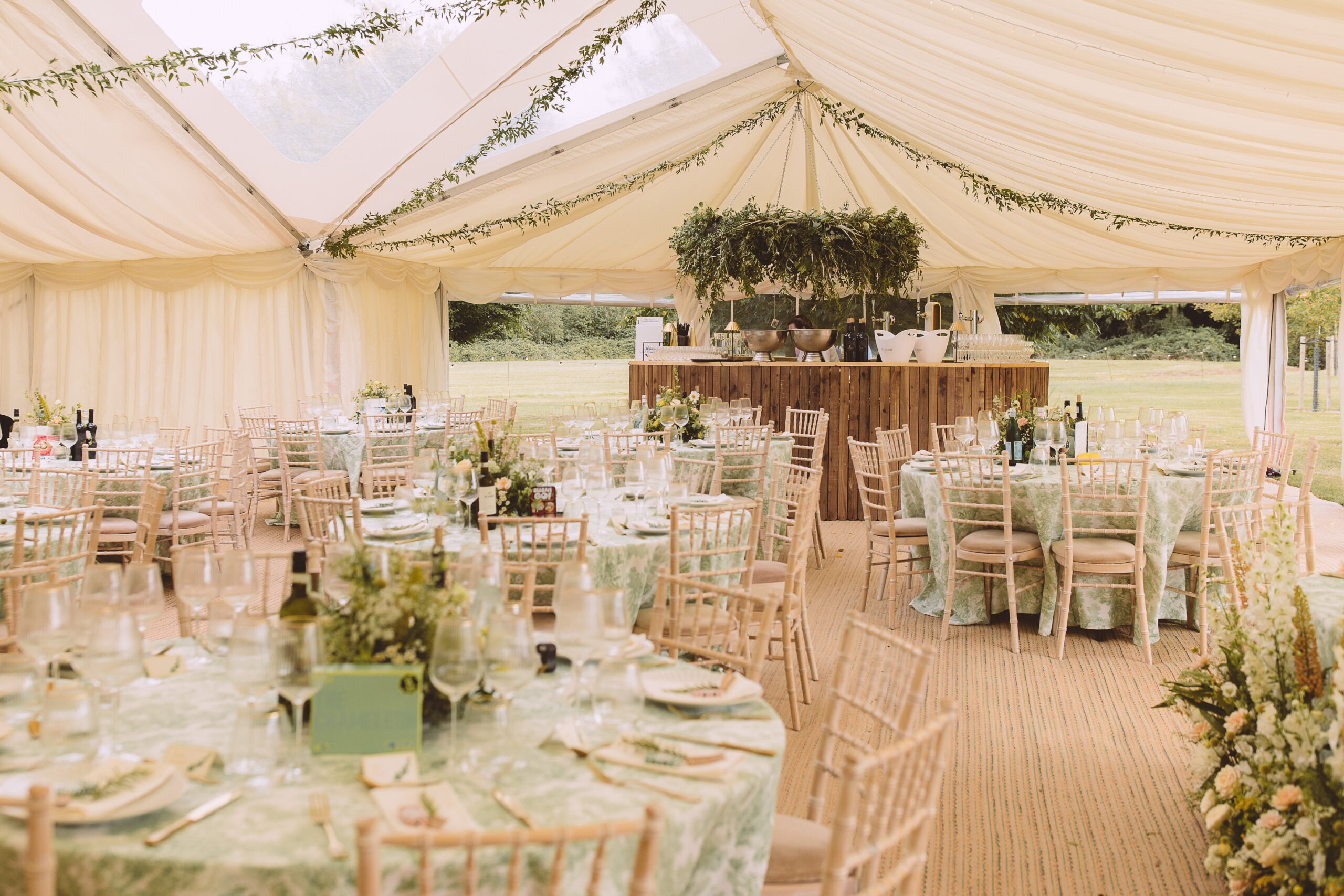 Joshua-Anstey_JM250830HL-23_Original Wedding Marquee